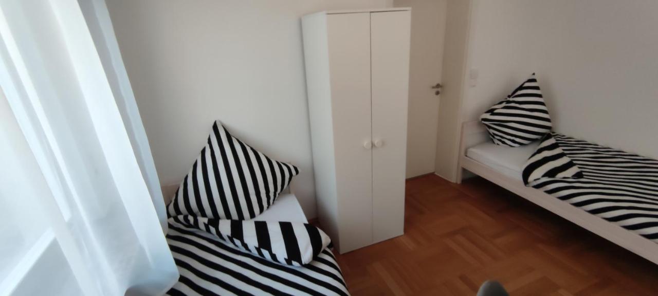 Schoene Und Optimal Gelegene Wohnung Weisskirchen Ngoại thất bức ảnh